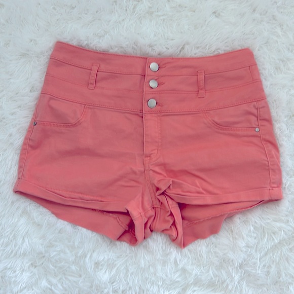 refuge Pants - Peach Shorts
